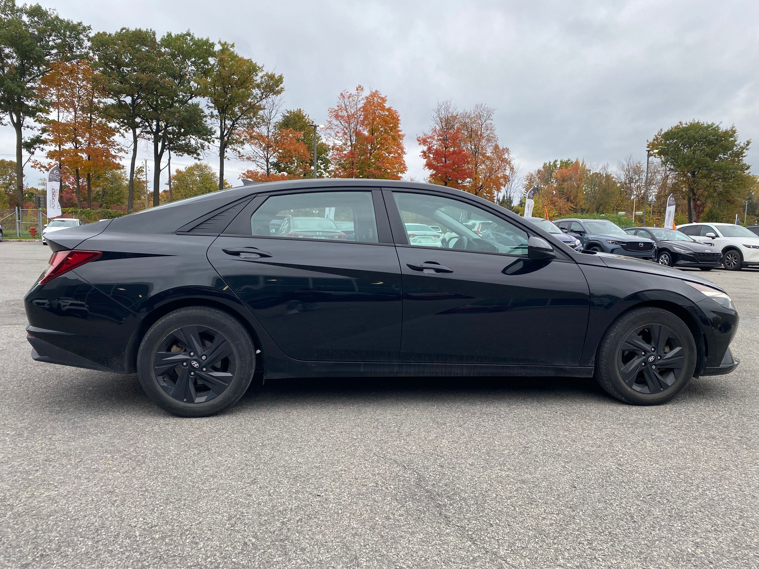 Photo Hyundai Elantra Preferred 2023 #6