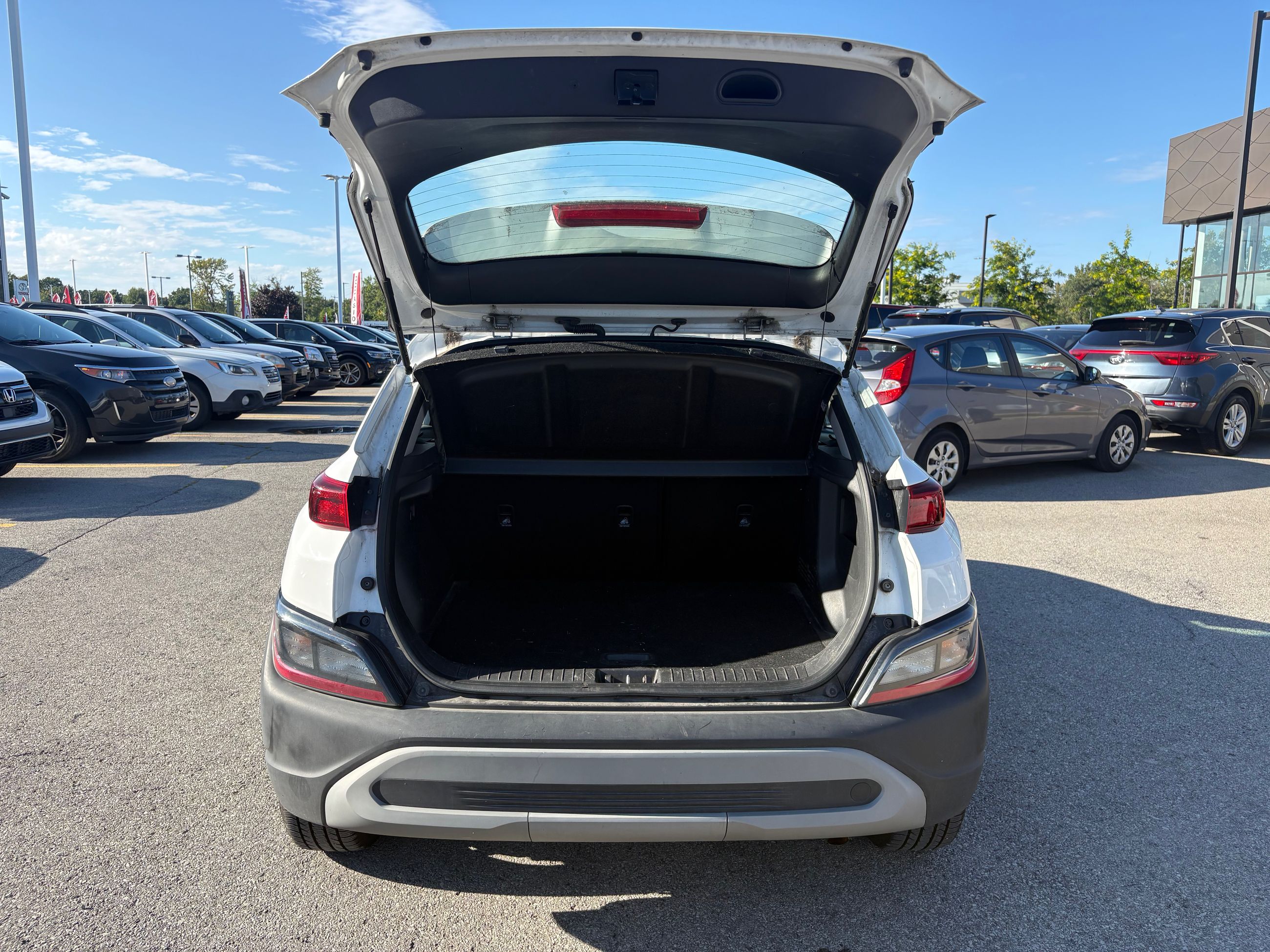 Photo 2022 Hyundai Kona ESSENTIAL - AWD - CARPLAY - HEATED SEATS #8