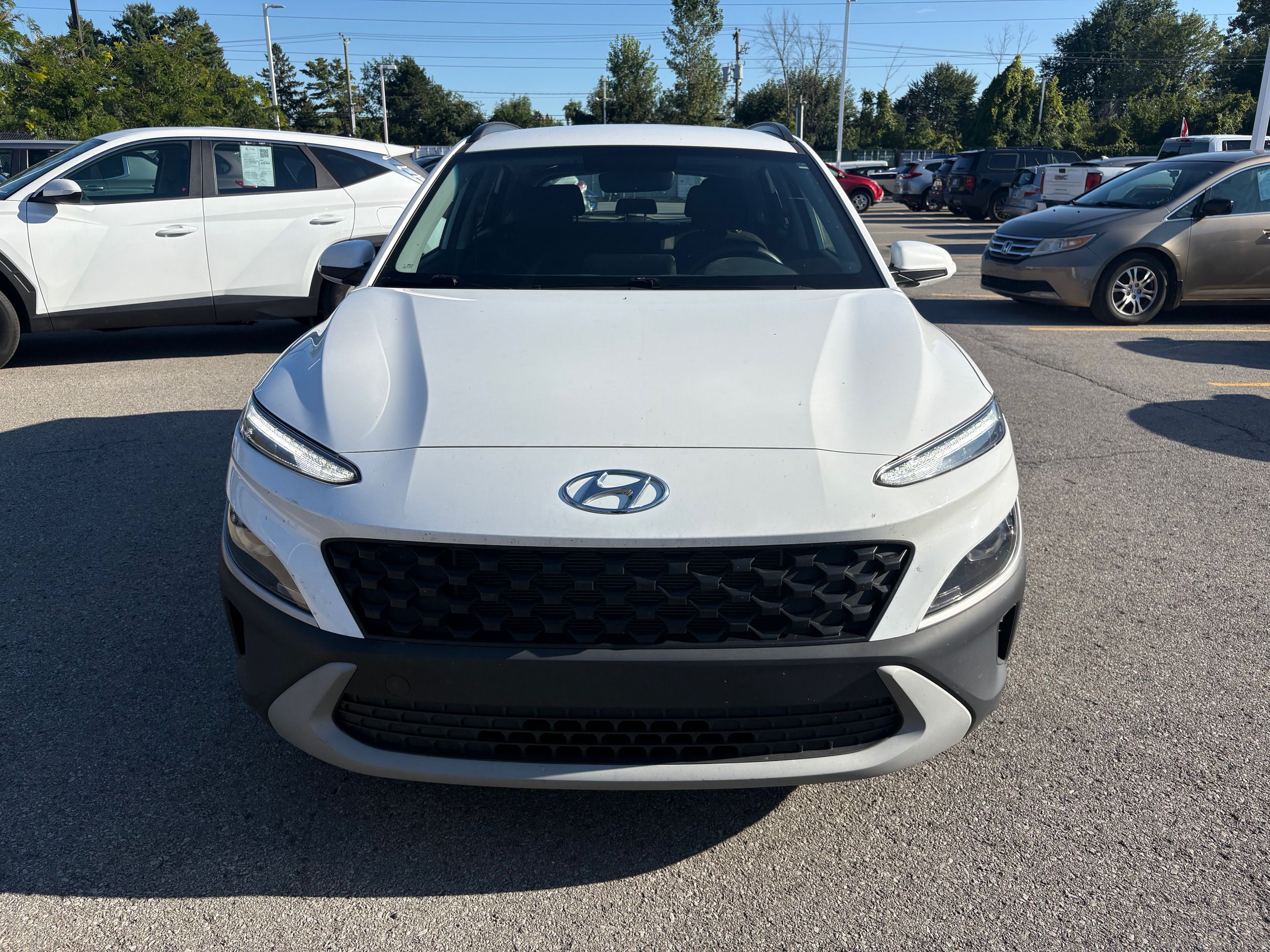 Photo 2022 Hyundai Kona ESSENTIAL - AWD - CARPLAY - HEATED SEATS #2