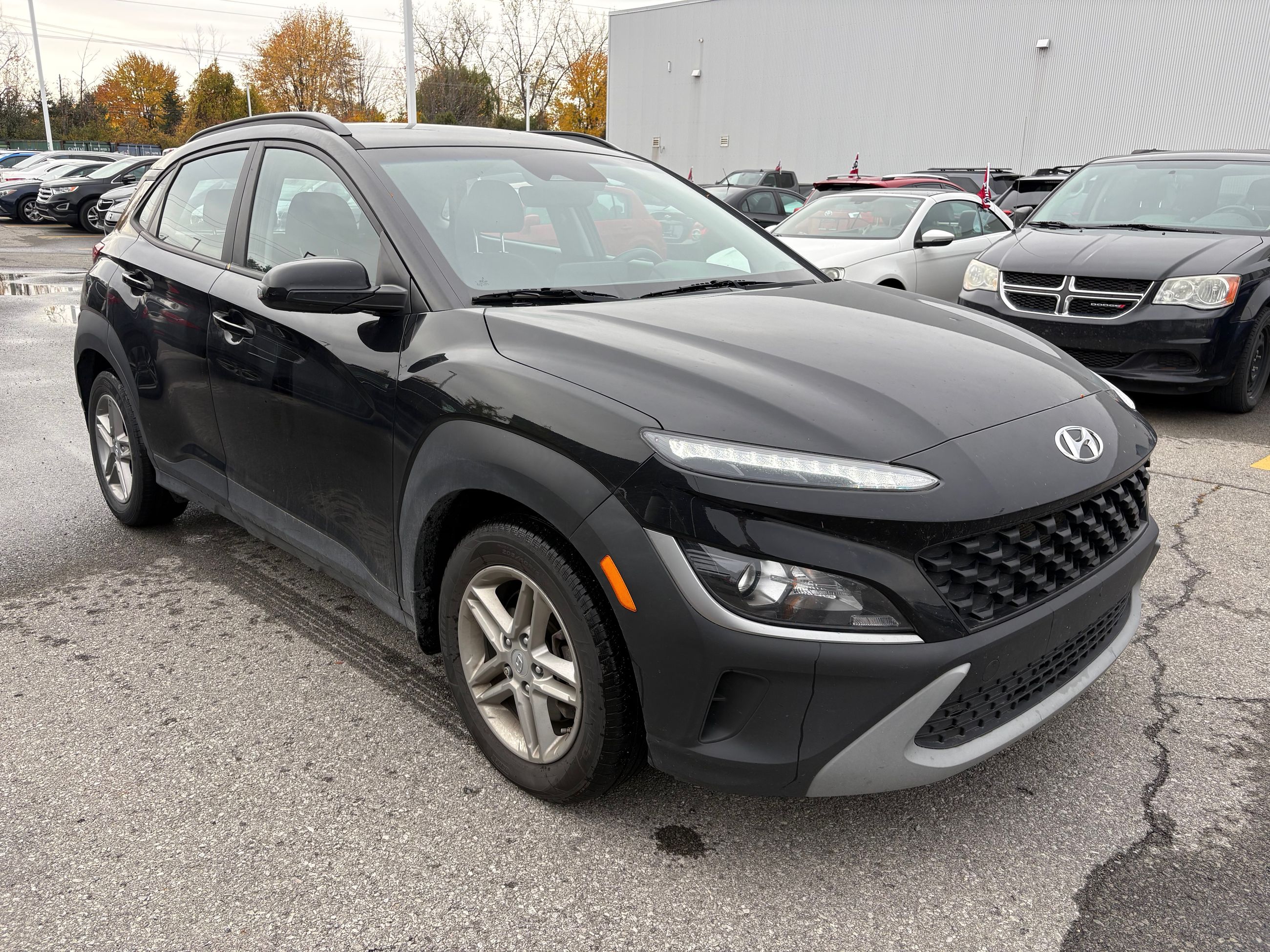Photo Hyundai Kona ESSENTIAL - AWD - BACK-UP CAM - HEATED SEATS 2023 #3