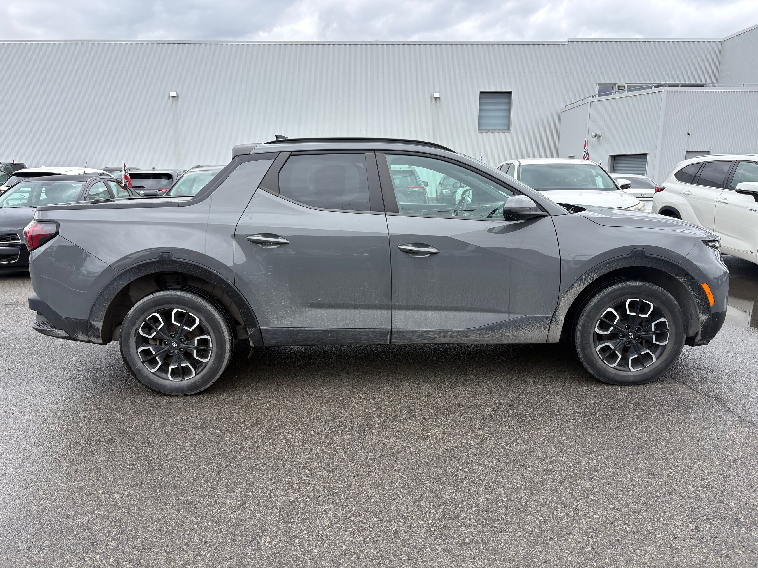 Photo Hyundai Santa Cruz TREND - AWD - 2.5T - LEATHER - SUNROOF 2022 #4