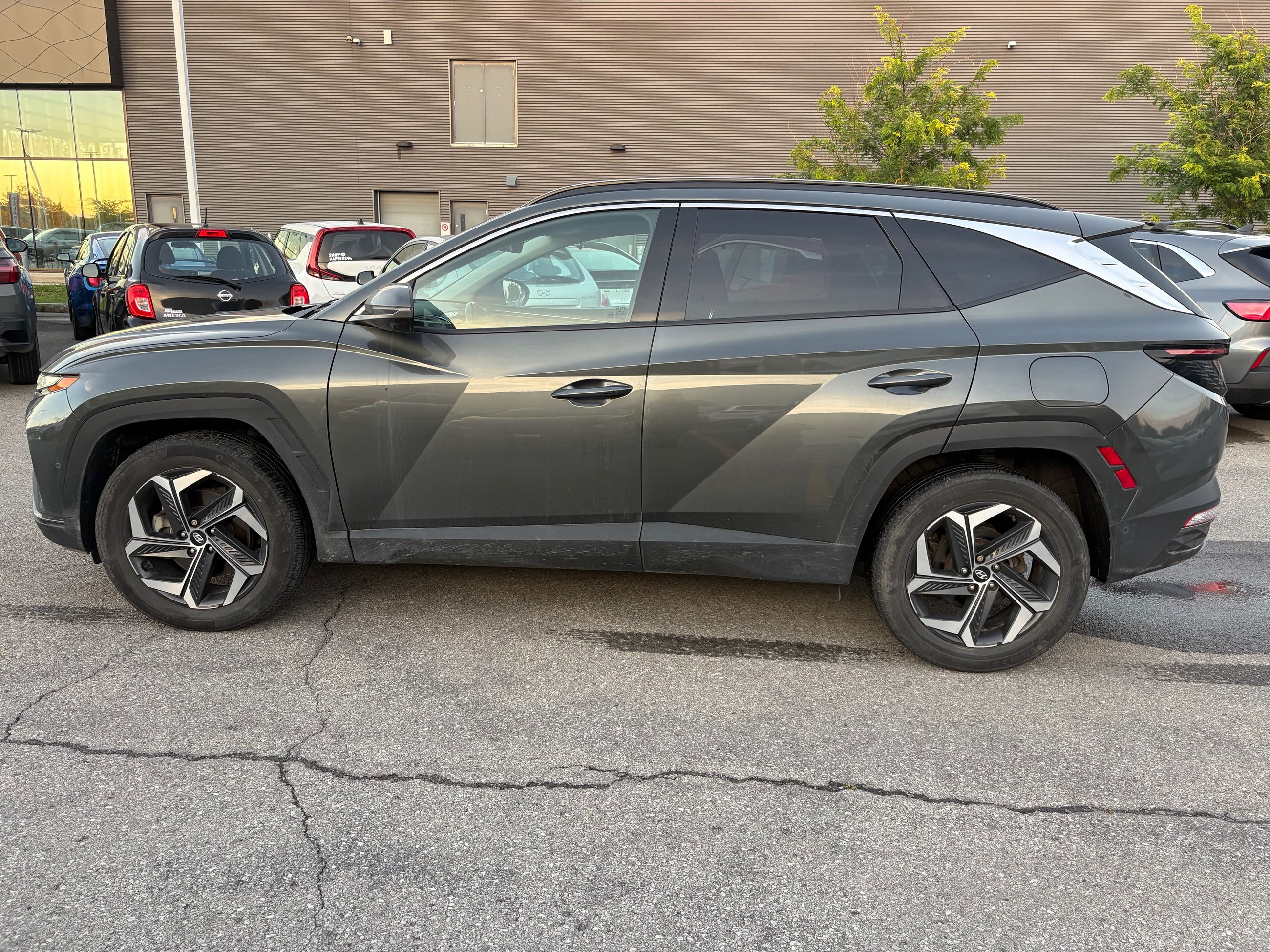Photo 2023 Hyundai Tucson Hybrid HYBRID - ULTIMATE - AWD - PANORAMIC SUNROOF - #8