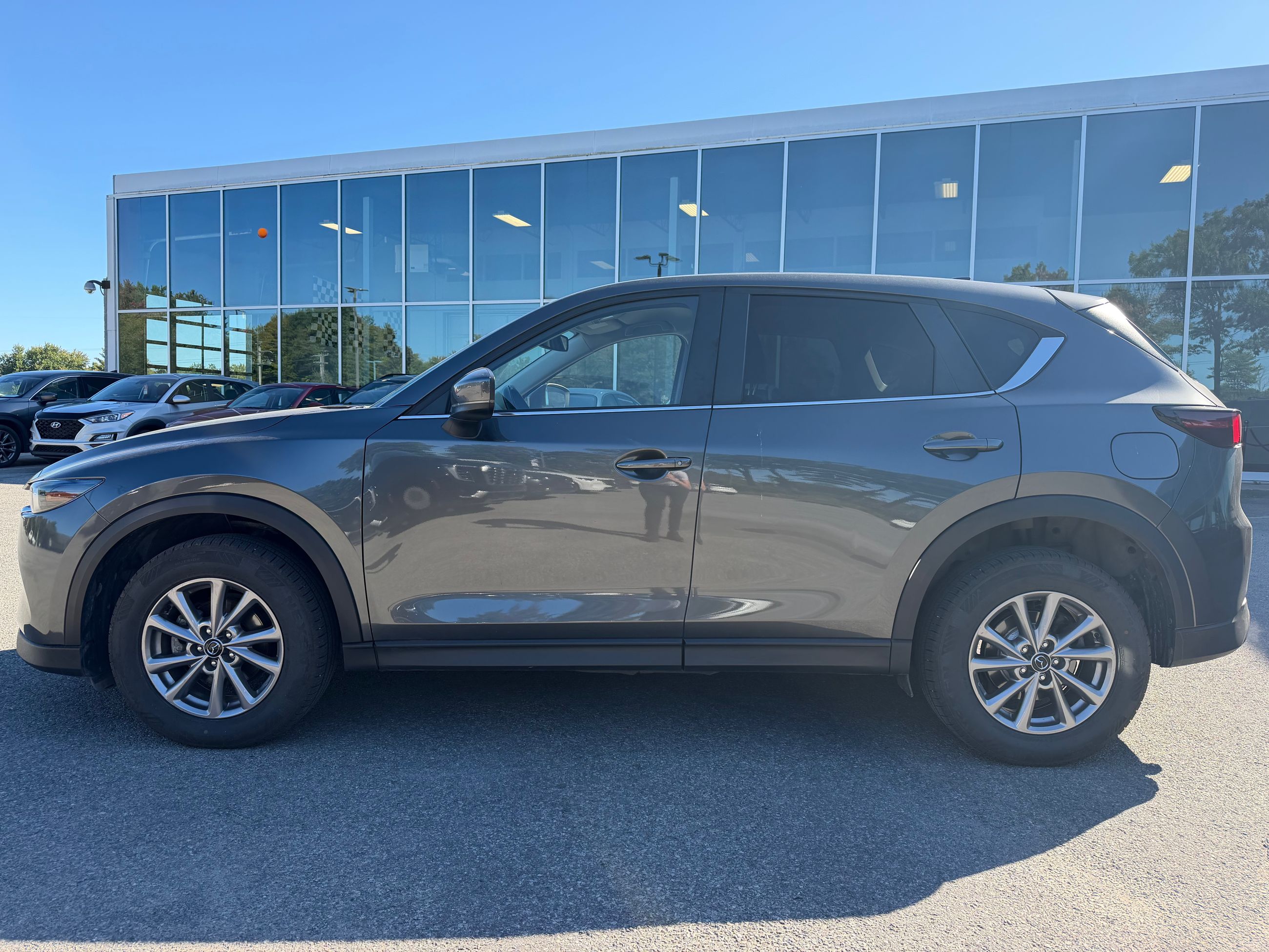 Photo 2023 Mazda CX-5 GS #2