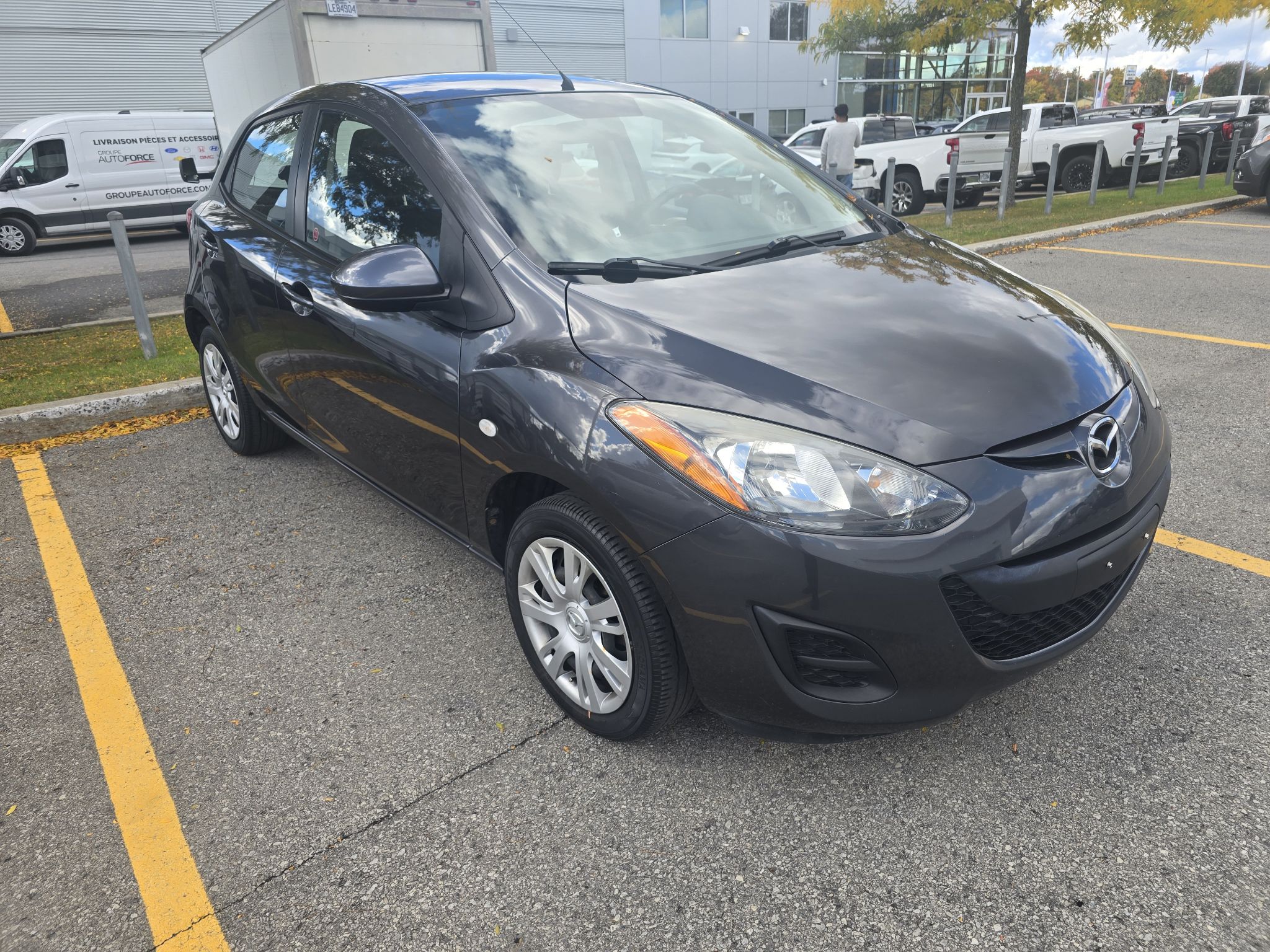 Photo 2014 Mazda Mazda2 GX, A/C, POWER GROUP #2