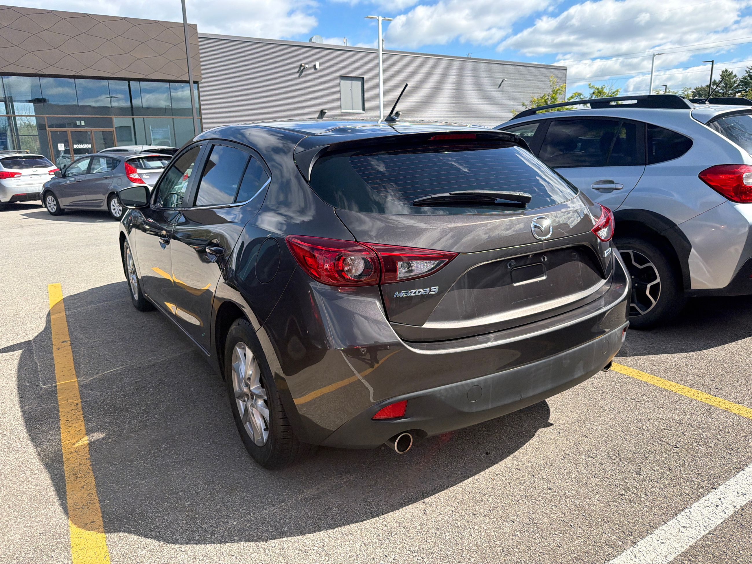 Photo Mazda Mazda3 GS, FWD, A/C, POWER GROUP, BACKUP CAMERA 2016 #3
