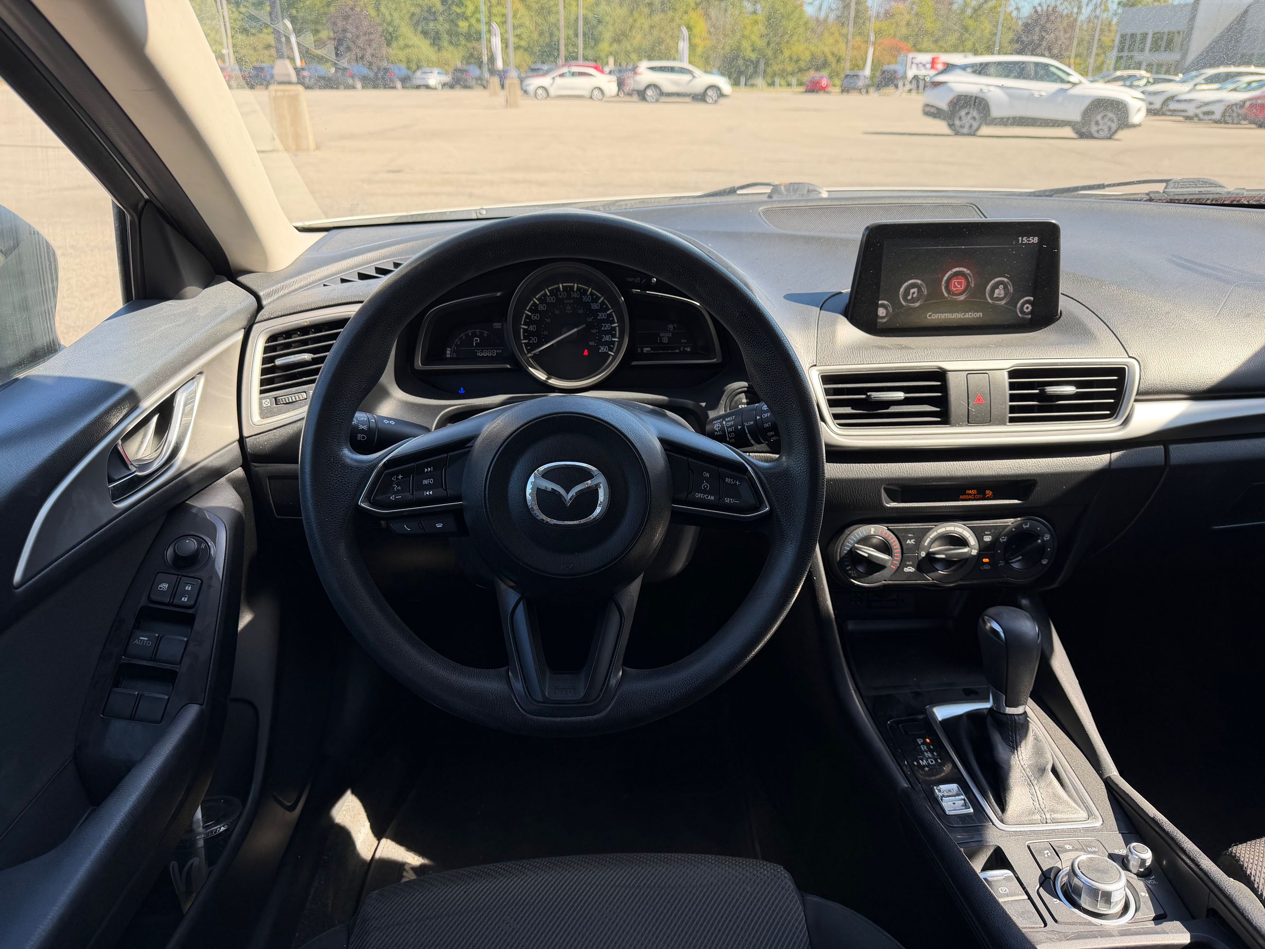 Photo 2017 Mazda Mazda3 GX #8