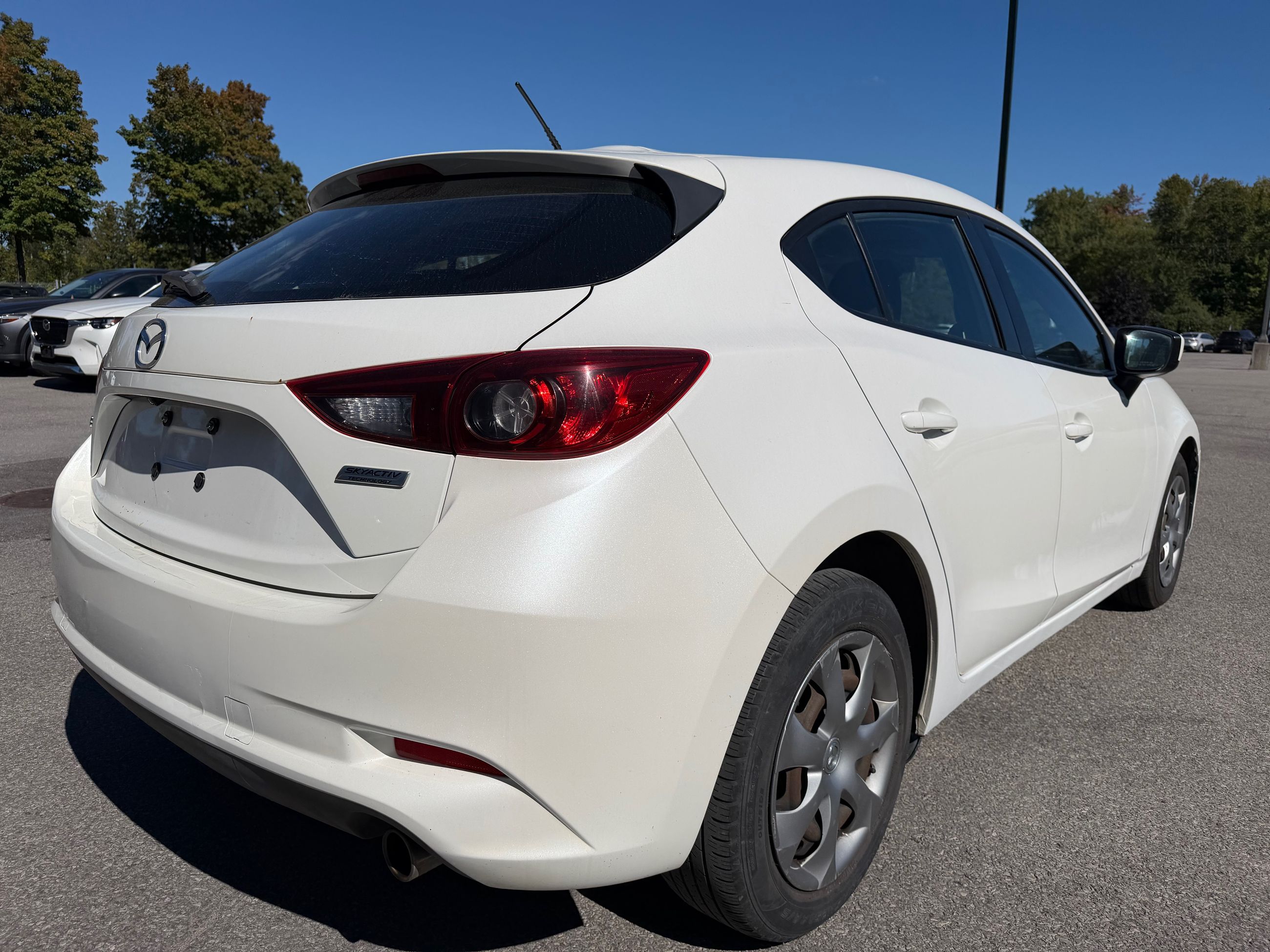 Photo 2017 Mazda Mazda3 GX #5
