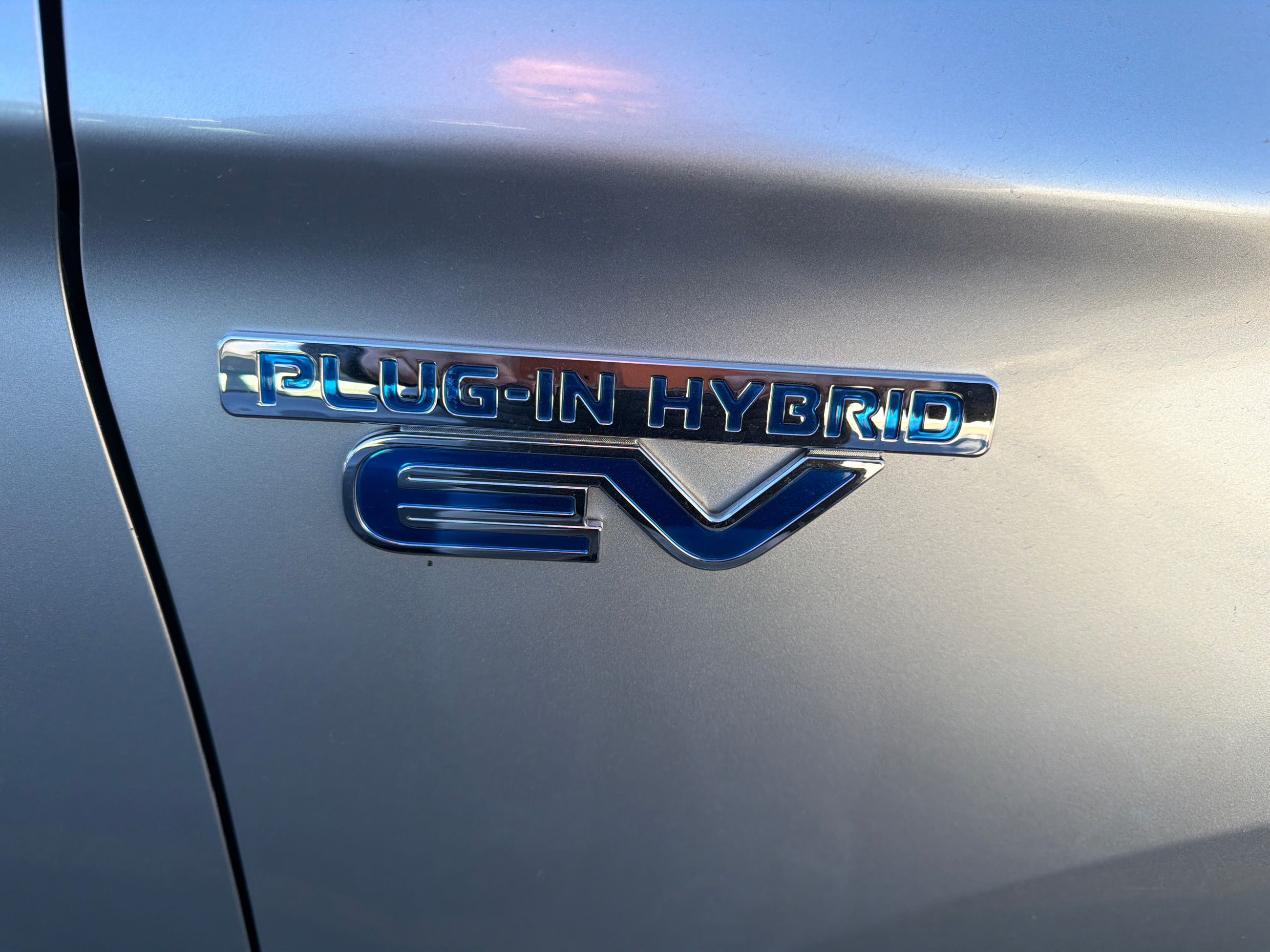 Photo 2018 Mitsubishi OUTLANDER S-AWC GT ARGENT #7