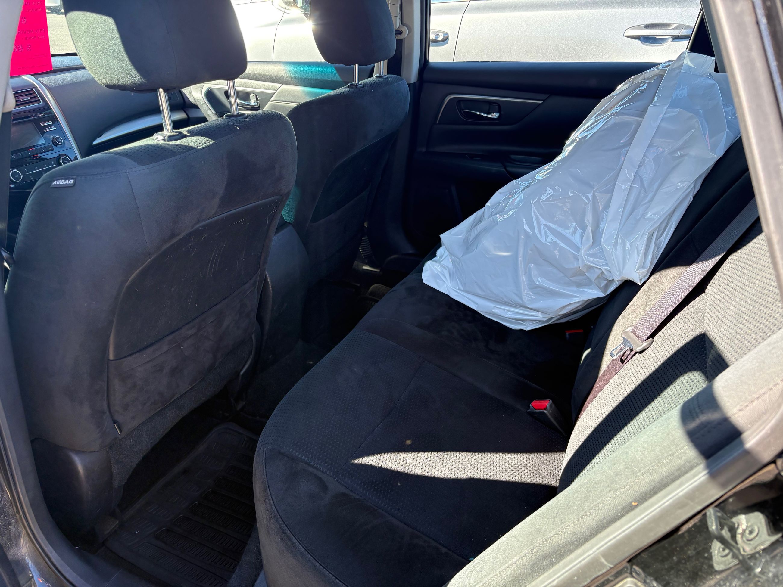 Photo Nissan Altima S,BAS KM,2 ENSEMBLE DE PNEUS,JAMAIS ACCIDENTÉ 2015 #8