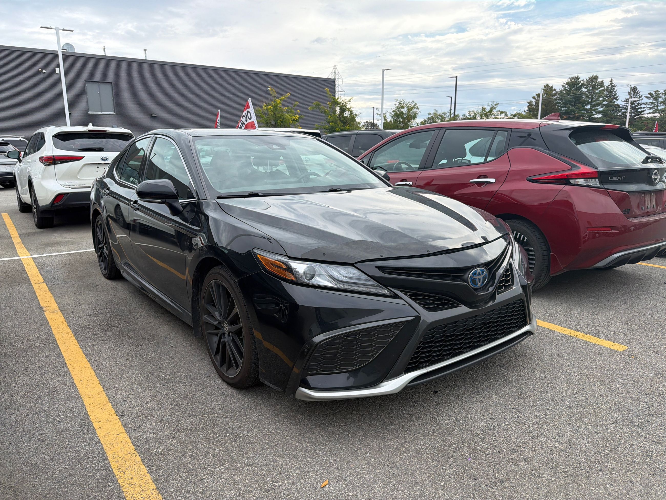 Photo Toyota Camry Hybrid XSE, AWD, A/C, POWER GROUP, BACKUP CAMERA 2023 #1