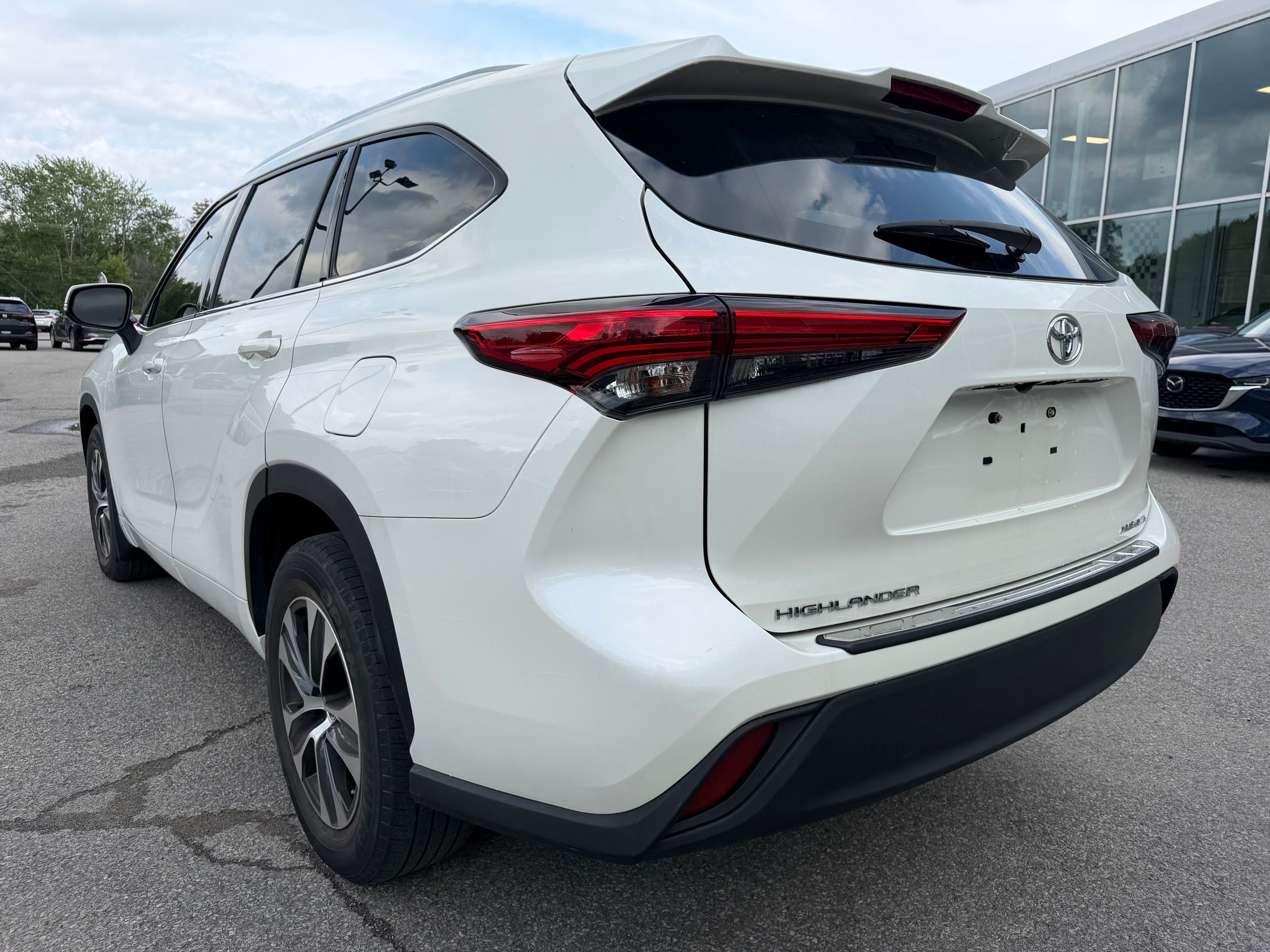 Photo 2020 Toyota Highlander XLE #5