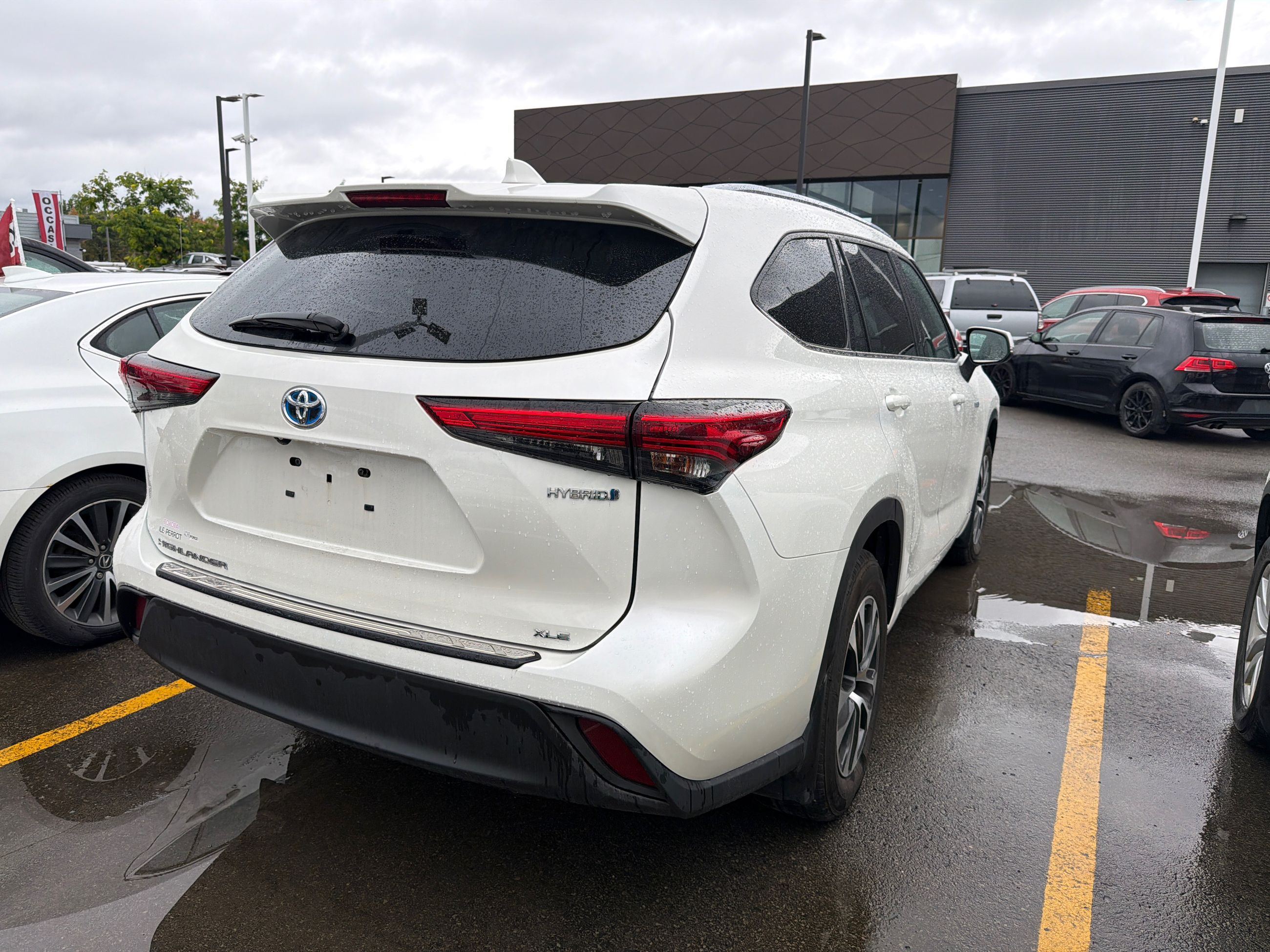 Photo 2021 Toyota Highlander Hybrid XLE, A/C, POWER GROUP, BACKUP CAMERA #2