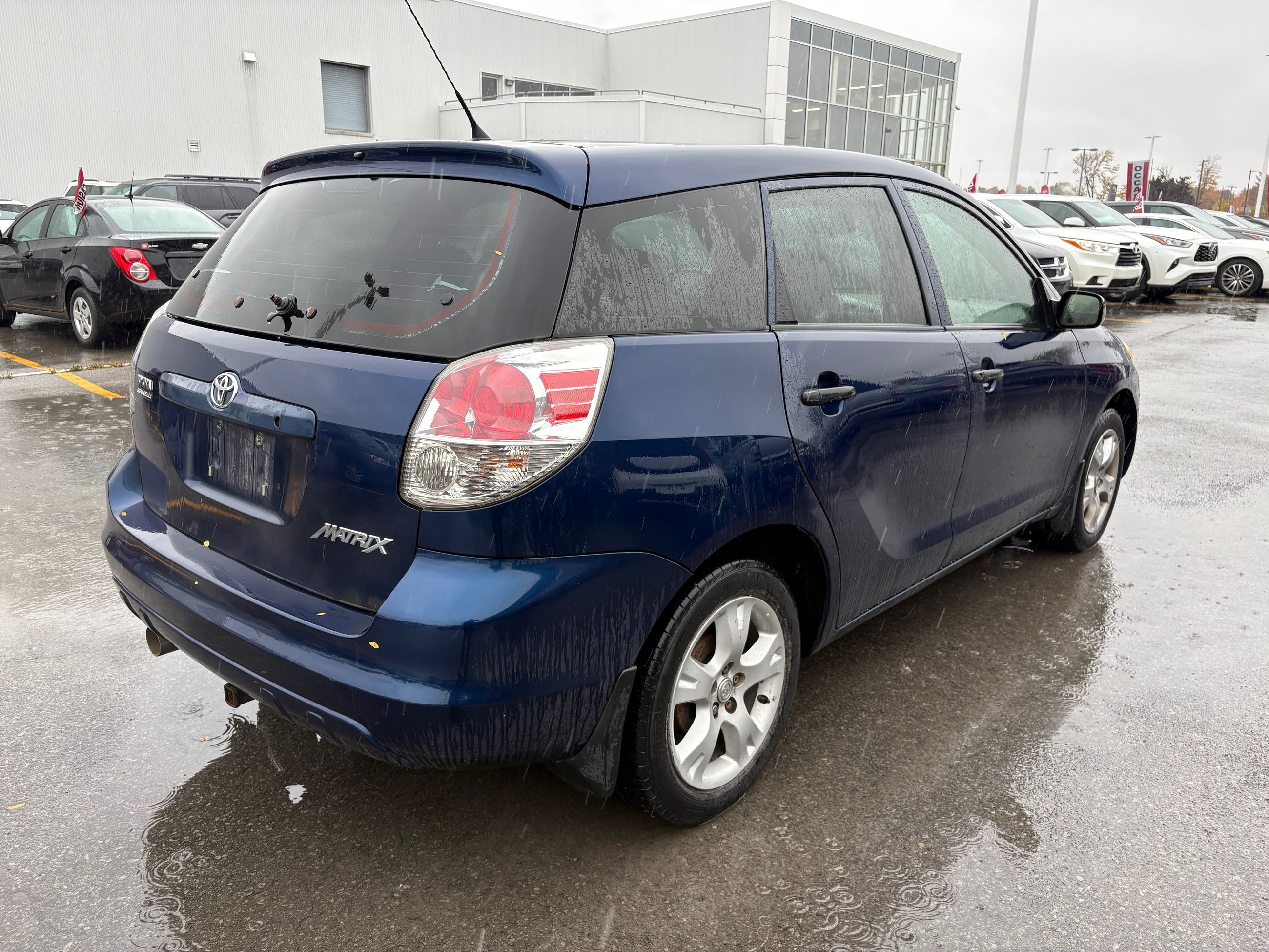 Photo 2008 Toyota Matrix AUTOMATIC - A/C - POWER DOOR - BODY VERY CLEAN #5