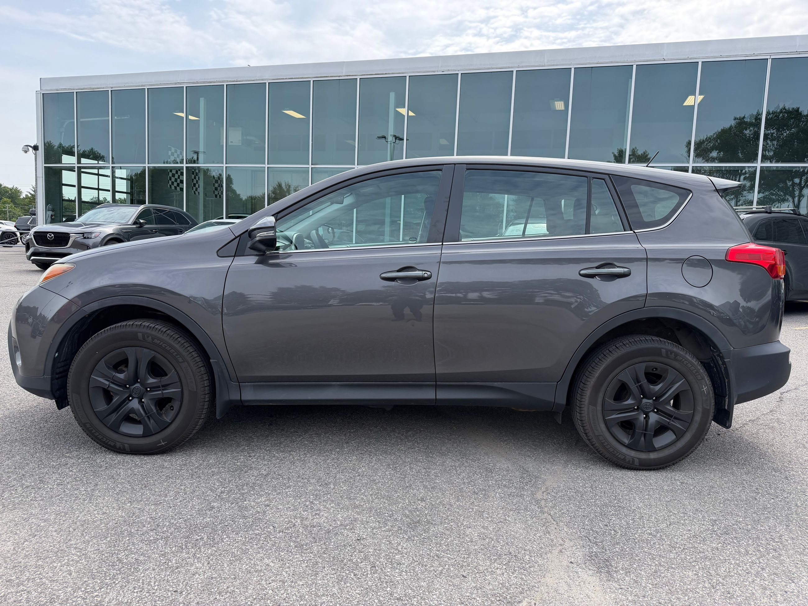 Photo Toyota RAV4 LE 2015 #3