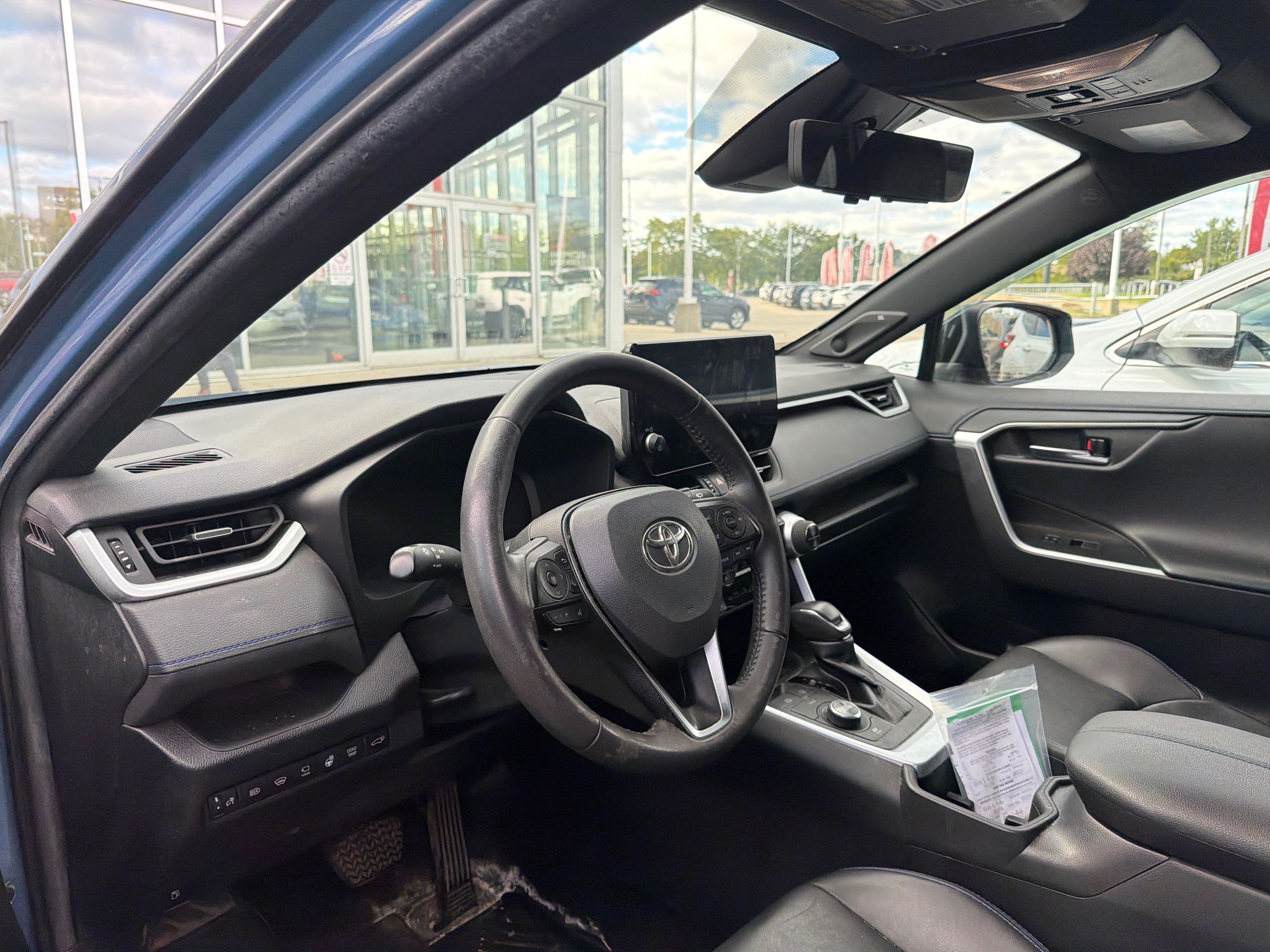 Photo 2023 Toyota RAV4 Hybrid XSE, AWD, A/C, POWER GROUP, BACKUP CAMERA #4