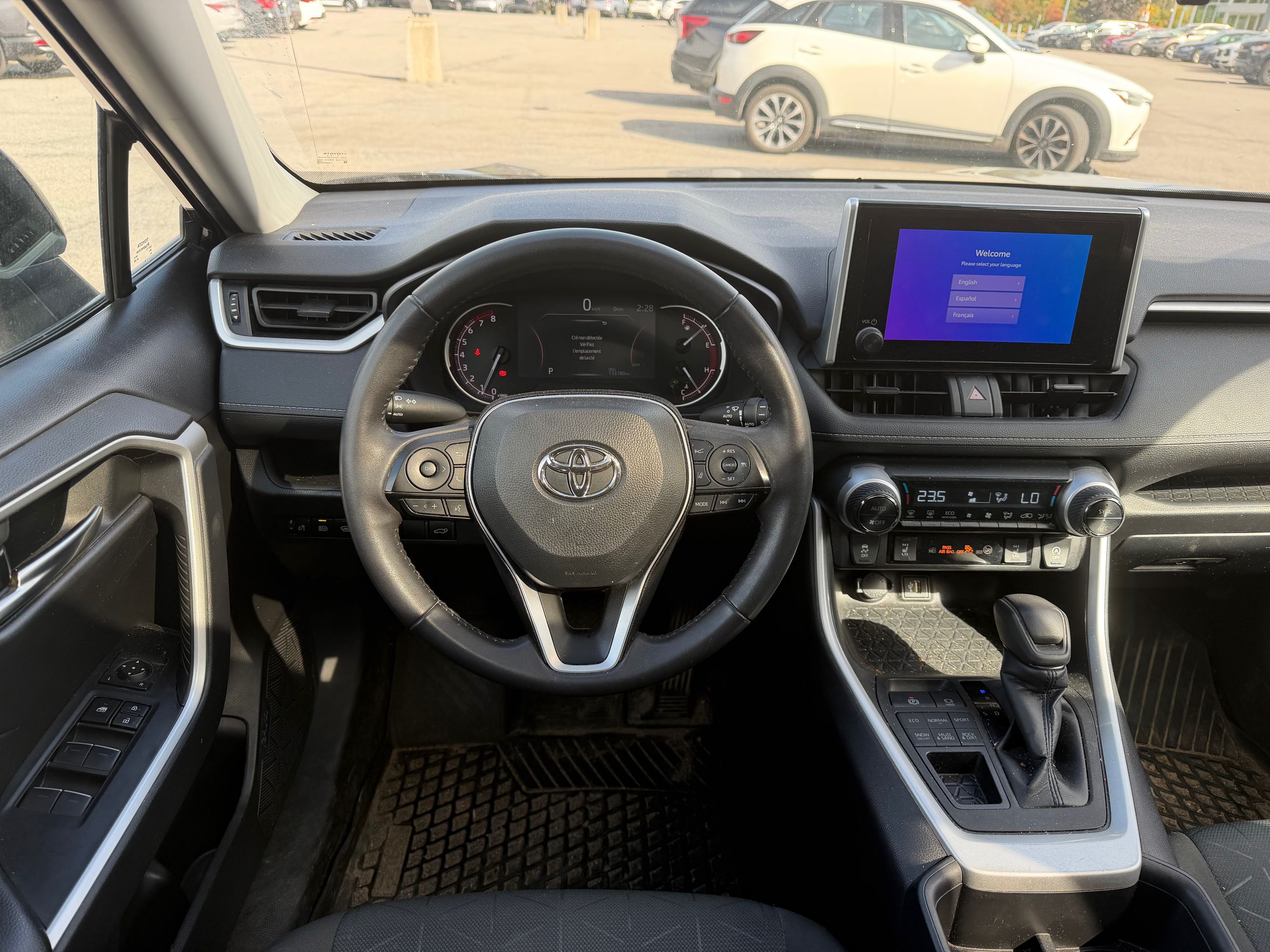 Photo Toyota RAV4 XLE 2023 #2