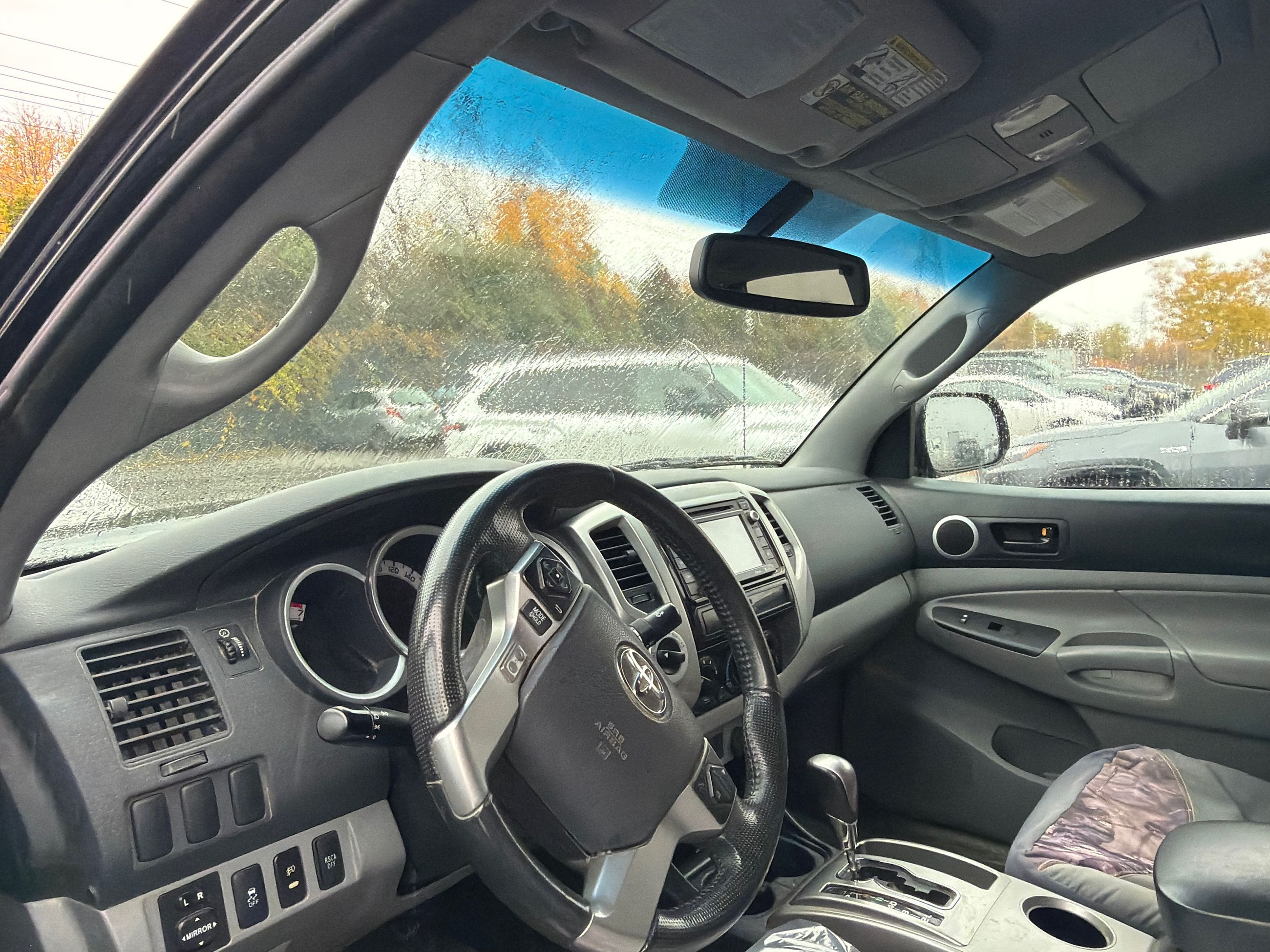 Photo 2014 Toyota Tacoma V6 SR5, AWD, A/C, POWER GROUP, BLUETOOTH, CRUISE #3