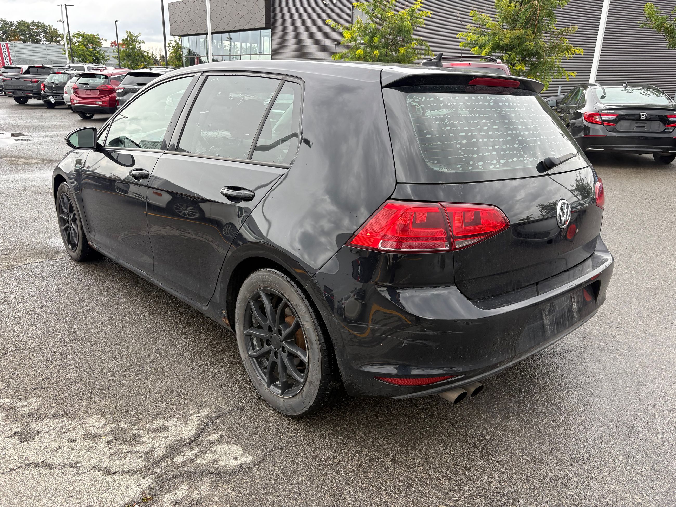 Photo Volkswagen Golf COMFORTLINE - MANUAL - LEATHER - BACK-UP CAMERA 2016 #7