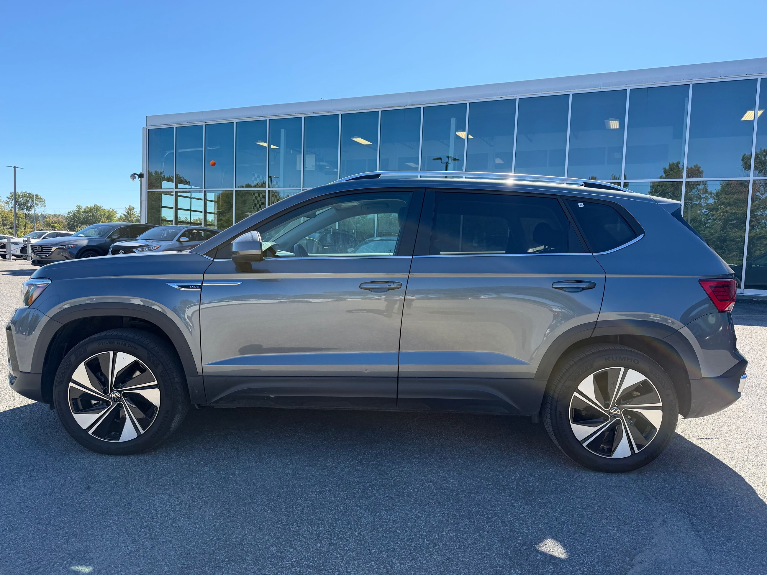 Photo Volkswagen Taos Comfortline 2024 #2