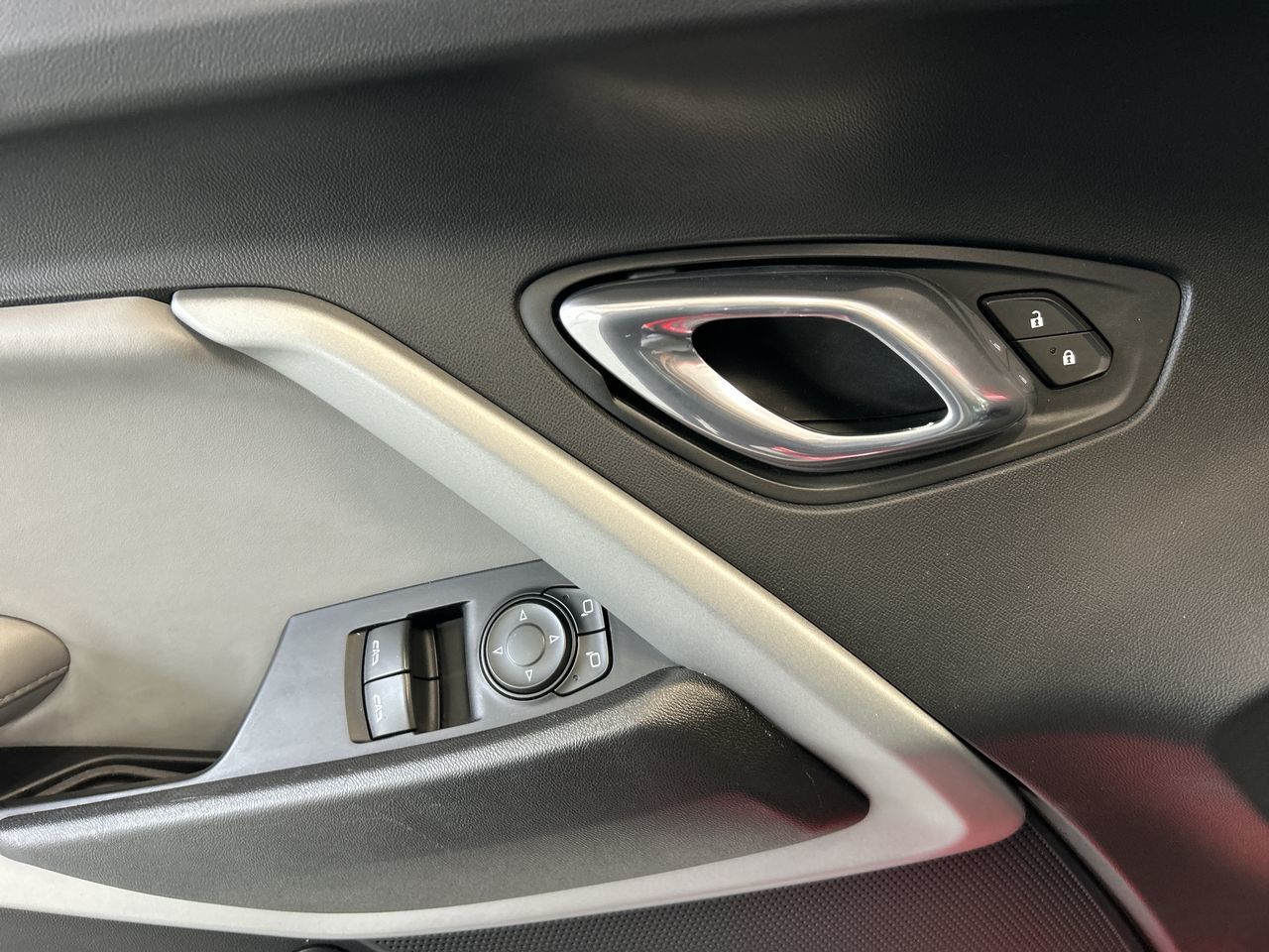 2017 Chevrolet Camaro in Mississauga, Ontario