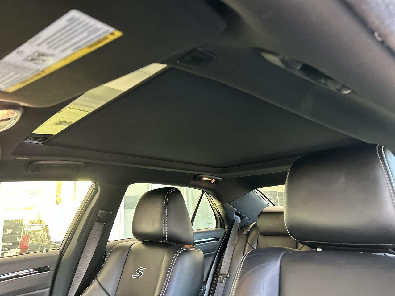 Chrysler 300  2022 à Mississauga, Ontario