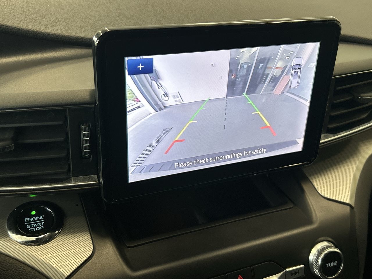 2020 Ford Explorer in Mississauga, Ontario