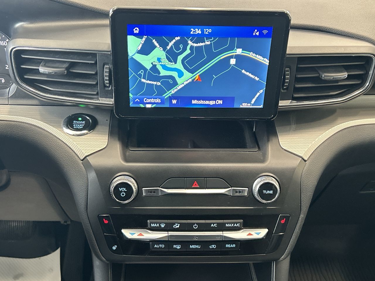2020 Ford Explorer in Mississauga, Ontario