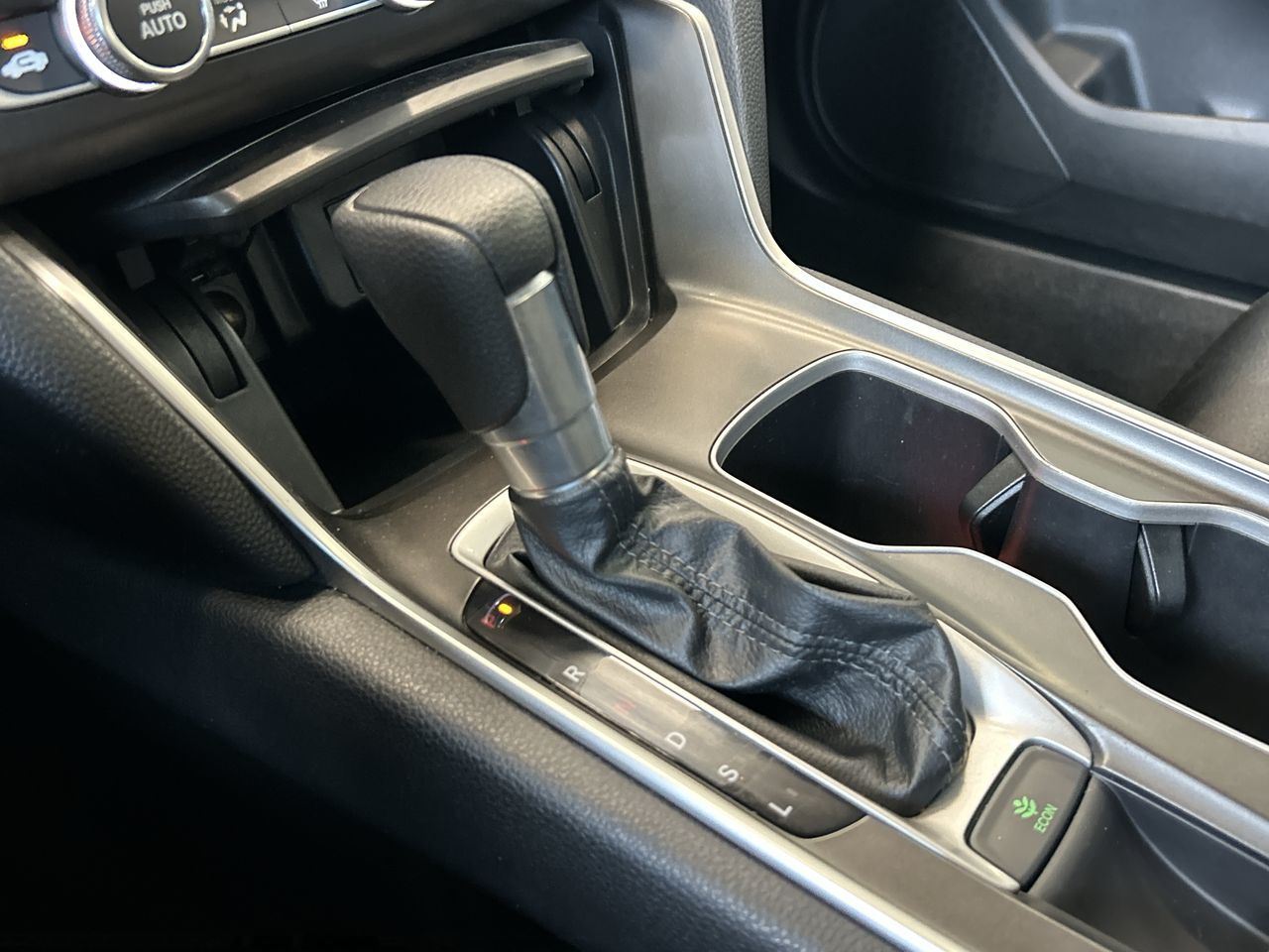2020 Honda Accord in Mississauga, Ontario