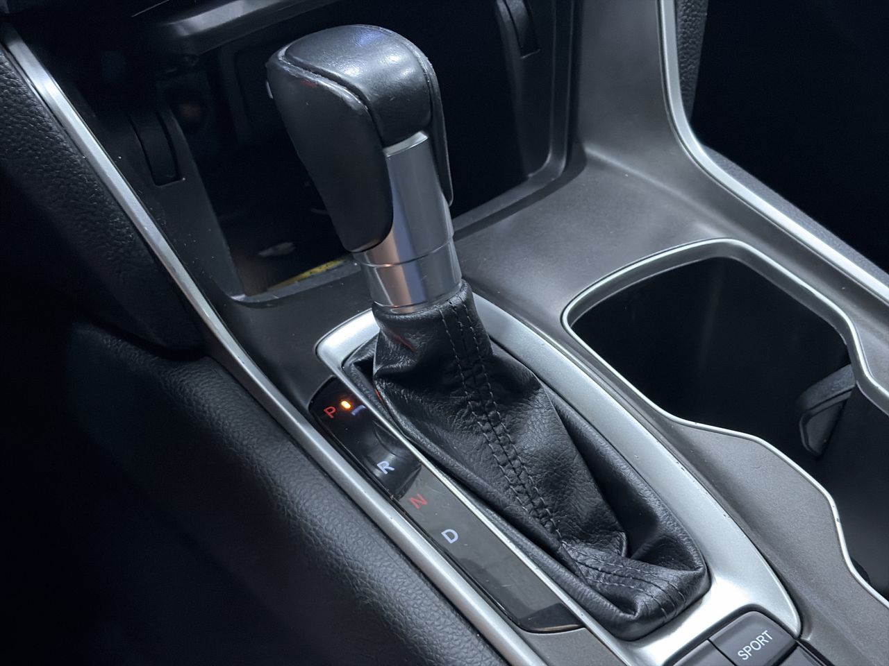 2022 Honda Accord in Mississauga, Ontario
