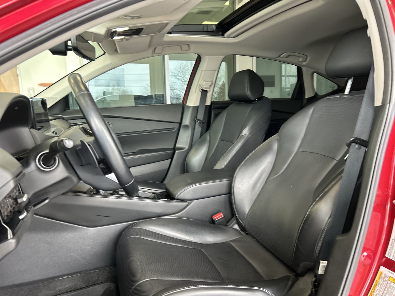 2023 Honda Accord in Mississauga, Ontario