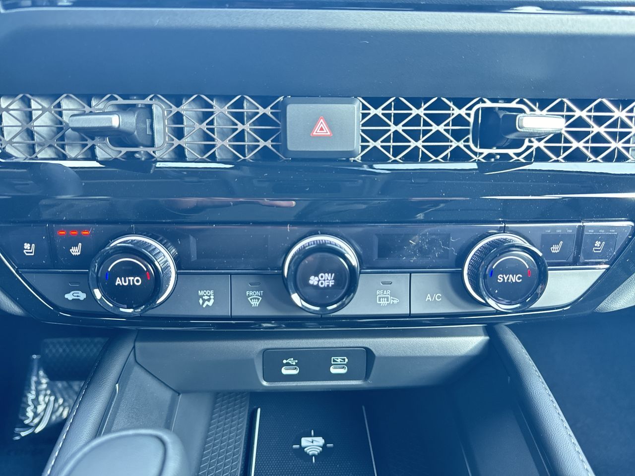 2025 Honda Accord Hybrid in Mississauga, Ontario