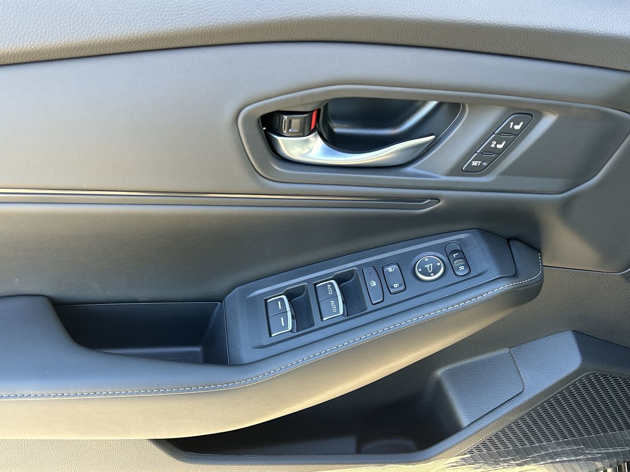 2025 Honda Accord Hybrid in Mississauga, Ontario