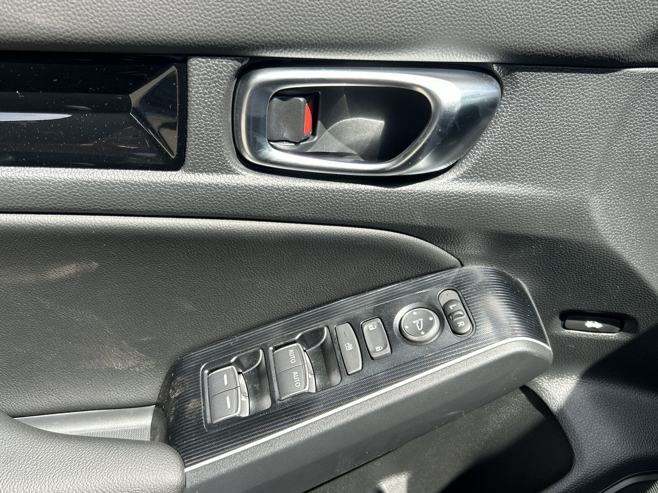 2025 Honda Civic Hybrid in Mississauga, Ontario