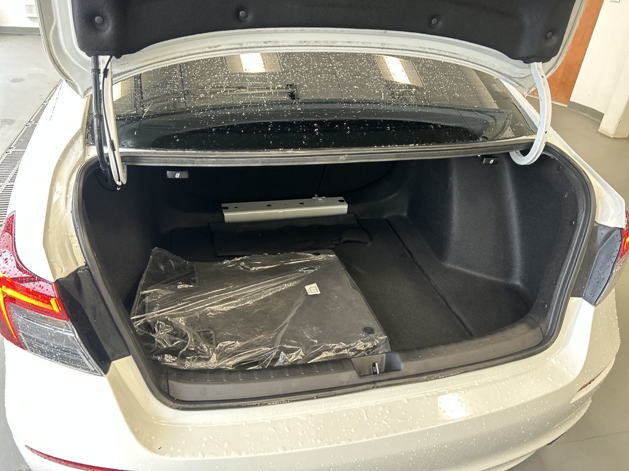 2025 Honda Civic Hybrid in Mississauga, Ontario