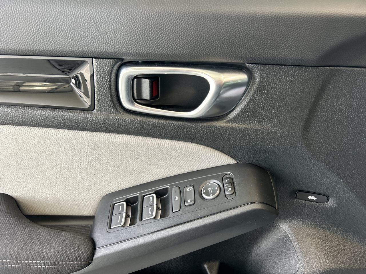 Honda Civic Hybrid  2025 à Mississauga, Ontario