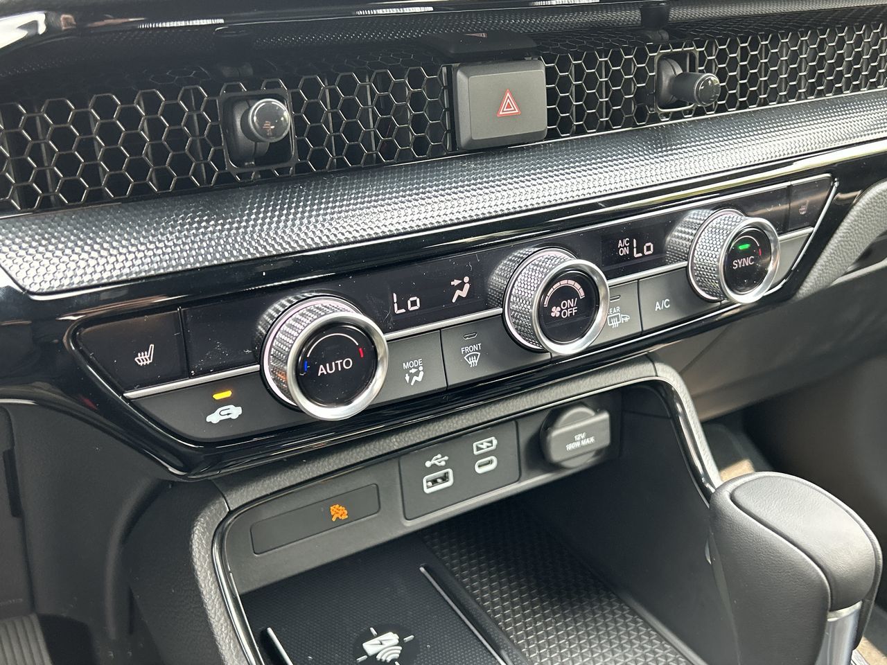 2024 Honda CR-V HYBRID in Mississauga, Ontario