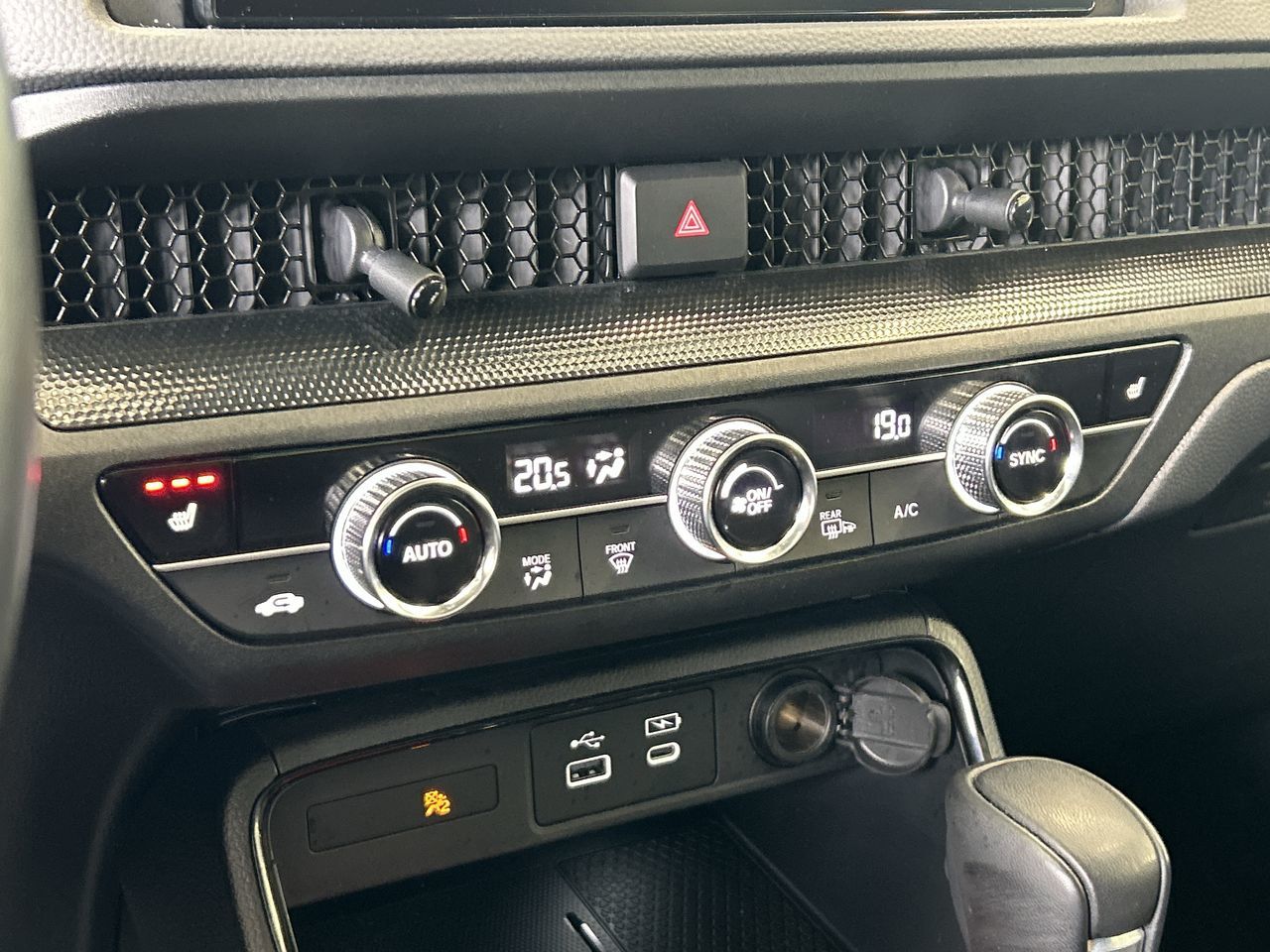 2025 Honda CR-V HYBRID in Mississauga, Ontario