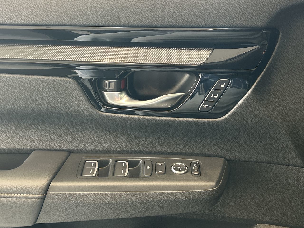 2025 Honda CR-V HYBRID