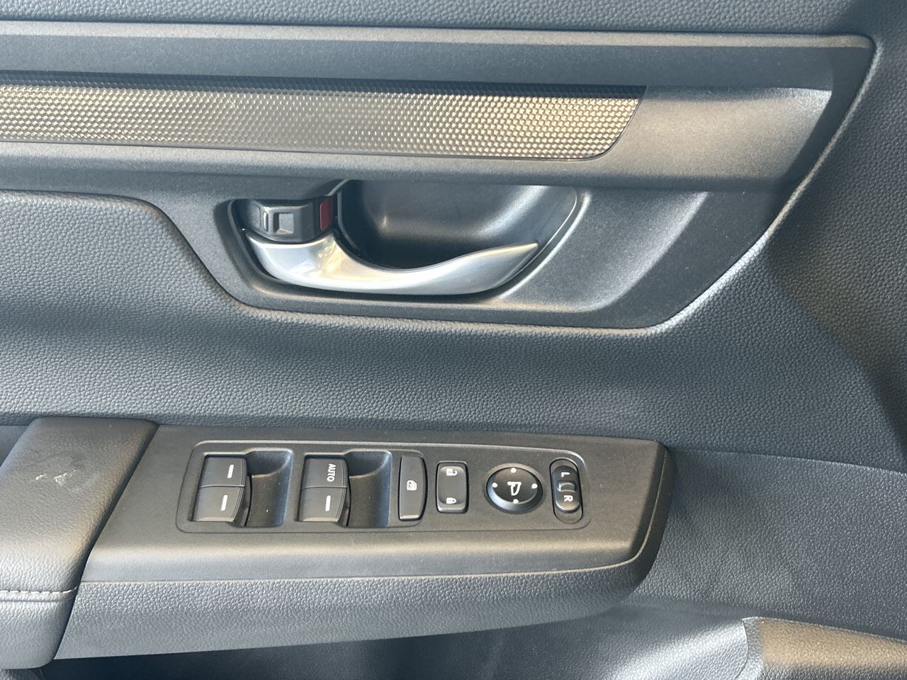 2025 Honda CR-V in Mississauga, Ontario