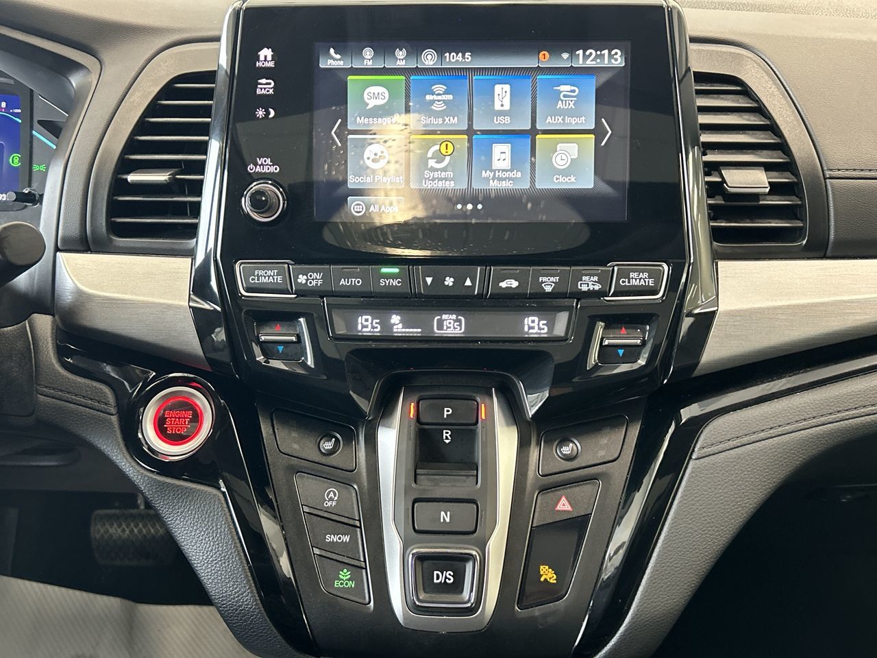 2022 Honda Odyssey in Mississauga, Ontario