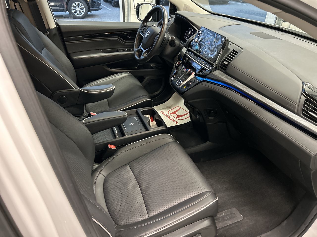 2025 Honda Odyssey in Mississauga, Ontario