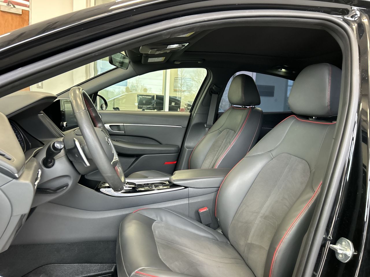 2022 Hyundai Sonata in Mississauga, Ontario