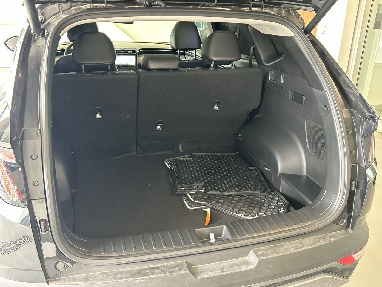 2024 Hyundai Tucson Hybrid in Mississauga, Ontario