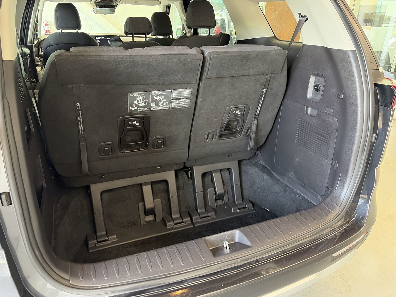 2023 Kia Carnival