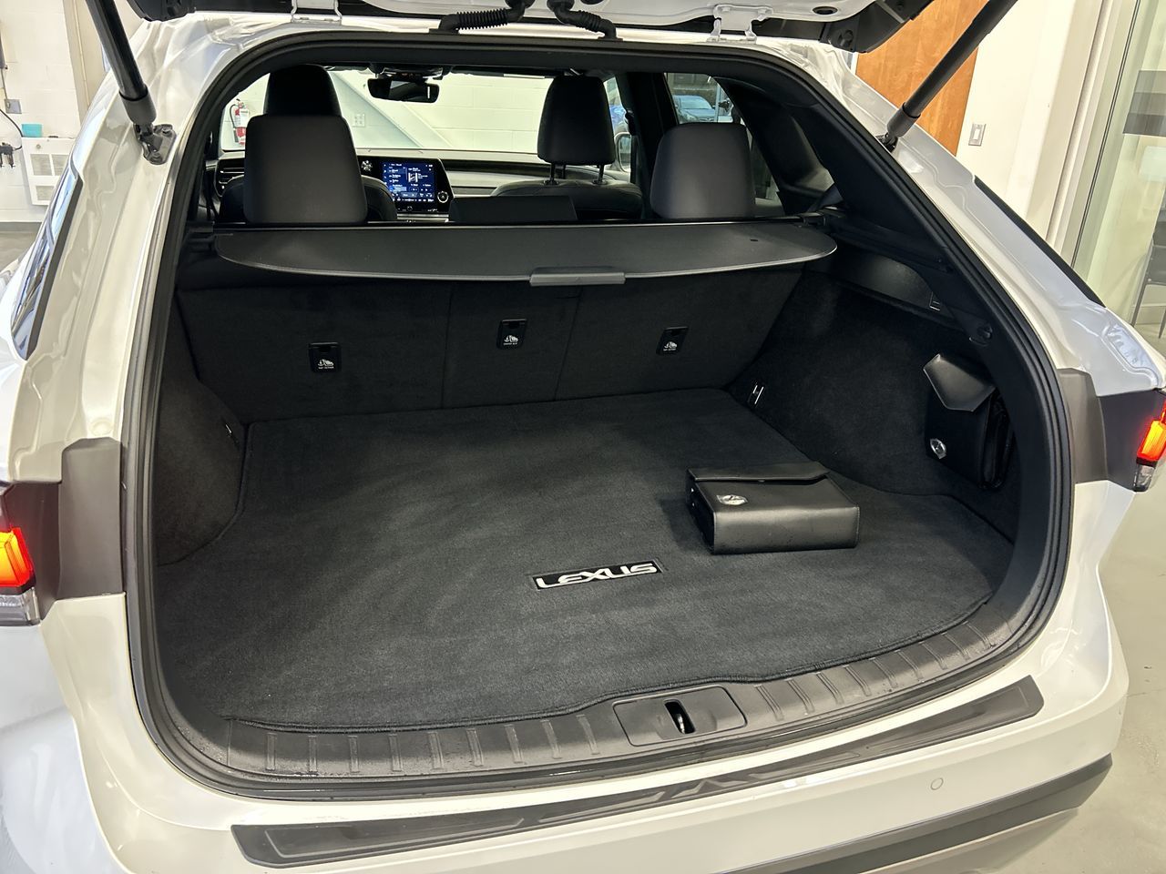 2023 Lexus RXh in Mississauga, Ontario