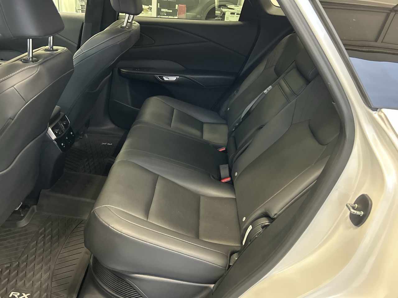 2023 Lexus RXh in Mississauga, Ontario