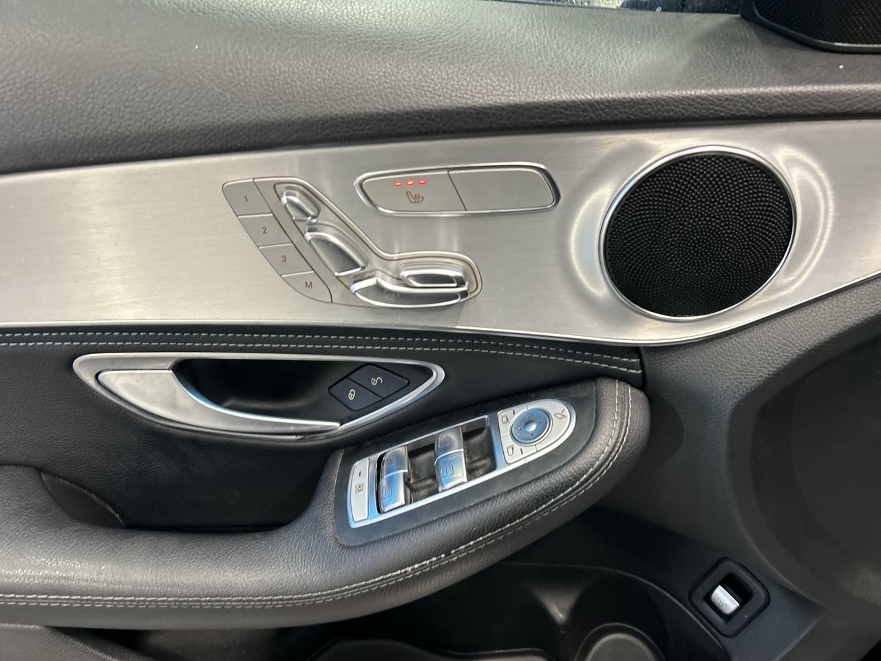 2015 Mercedes-Benz C300