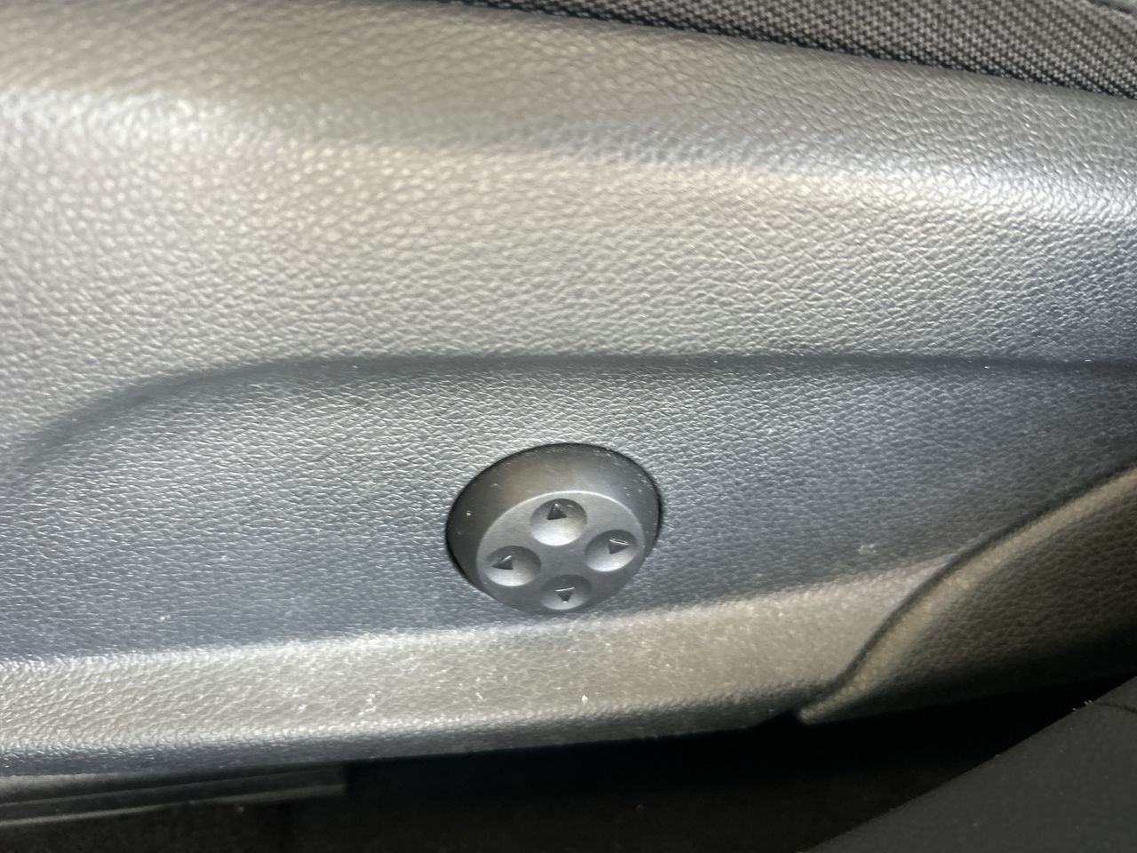 2020 Mercedes-Benz C300 in Mississauga, Ontario