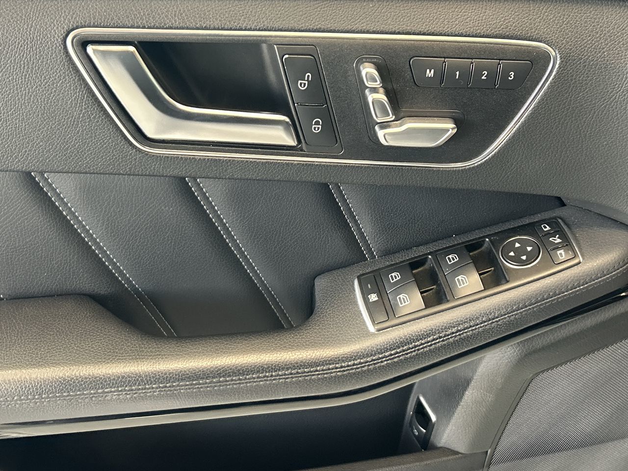 2015 Mercedes-Benz E400 in Mississauga, Ontario