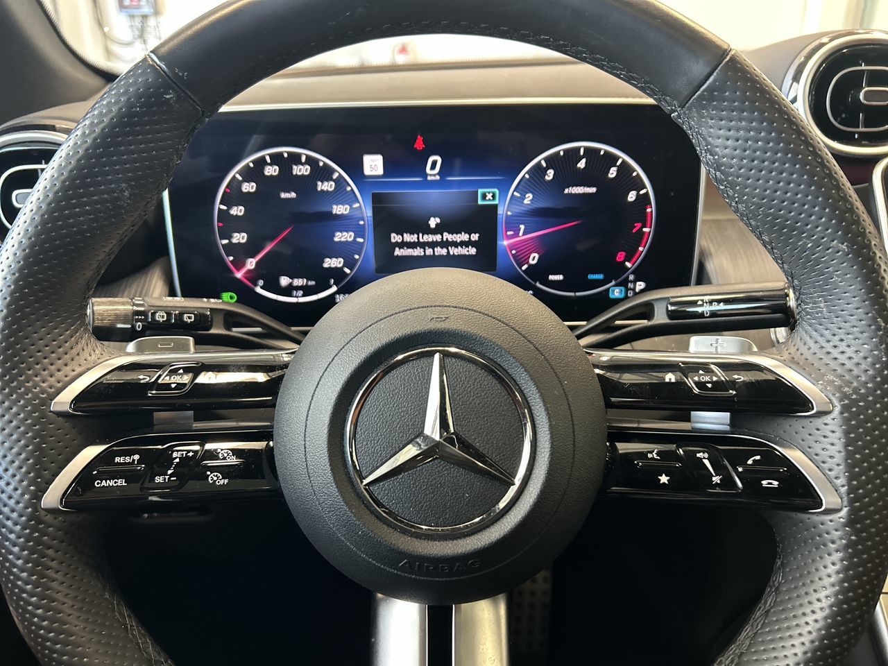 2023 Mercedes-Benz GLC300